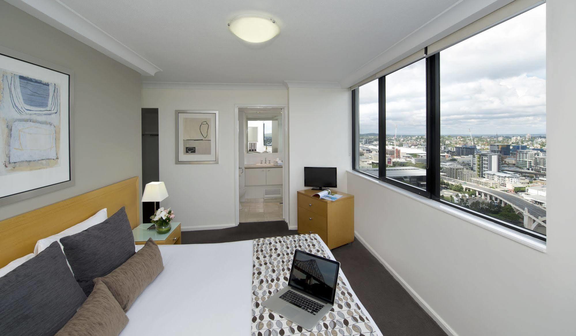 Park Regis North Quay Aparthotel Brisbane Bagian luar foto